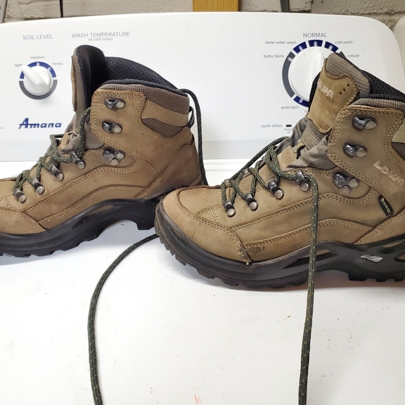 COPY - Lowa Renegrade womans size US 7 - Picture 6 of 6